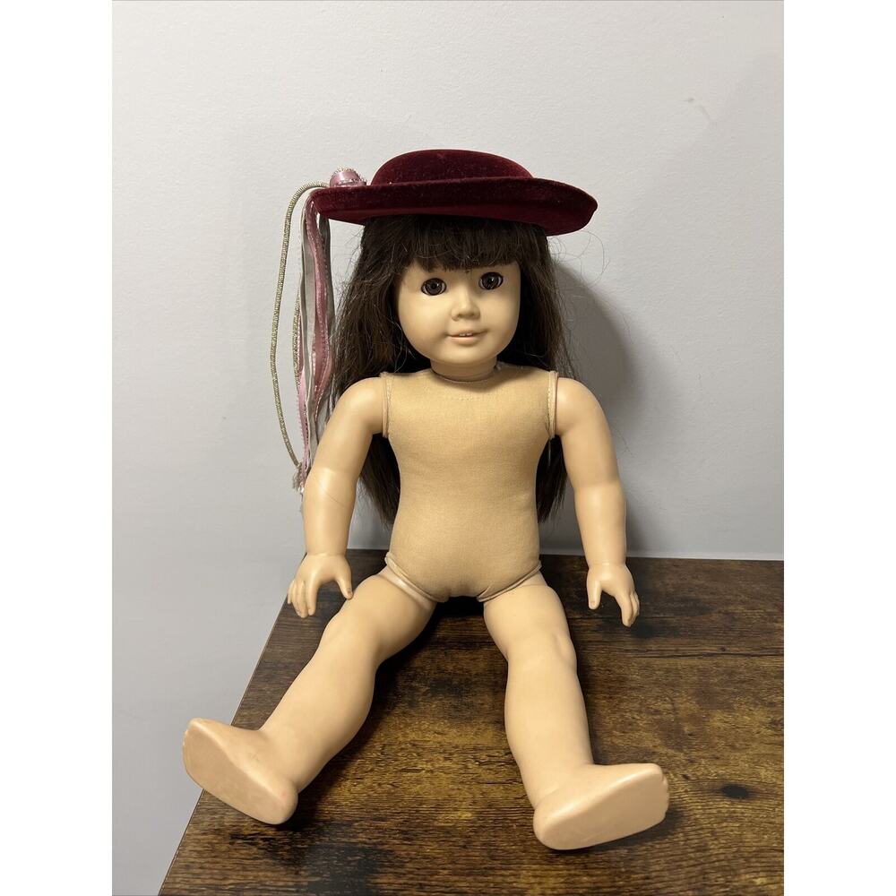 VTG Pleasant Company Doll Samantha w/Original Hat Tan Body, Good Condition RARE‎